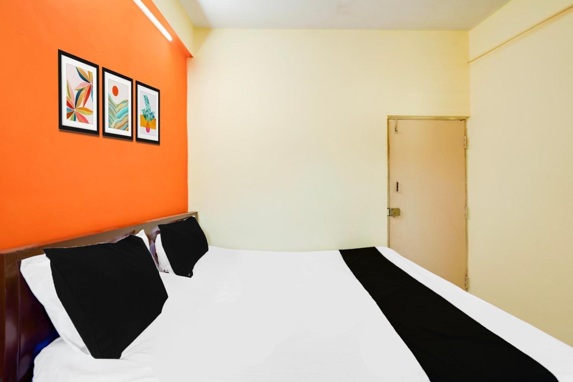 Super Townhouse Marathahalli Near Klm Fashion Mall Bangalore Buitenkant foto