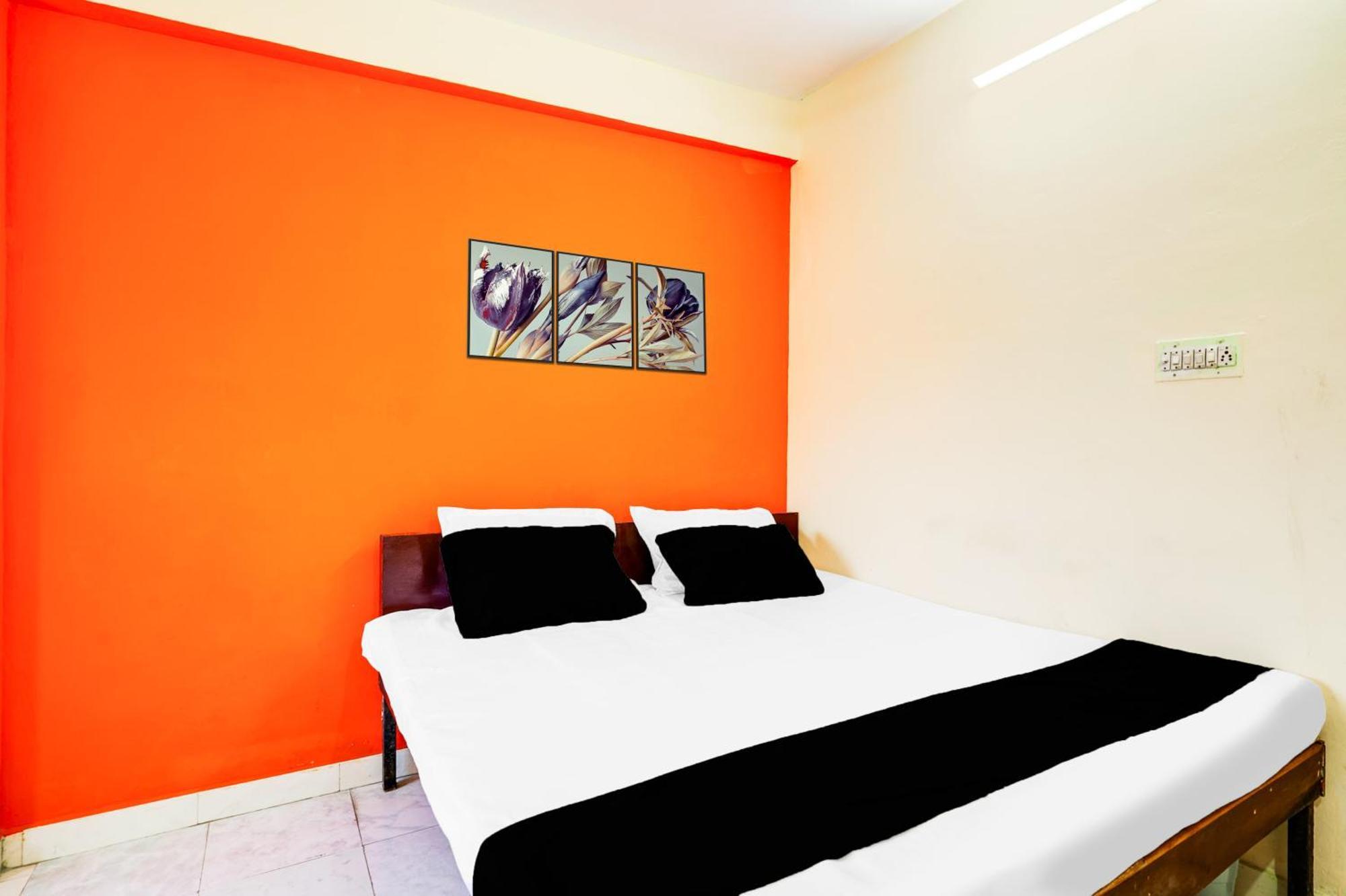 Super Townhouse Marathahalli Near Klm Fashion Mall Bangalore Buitenkant foto
