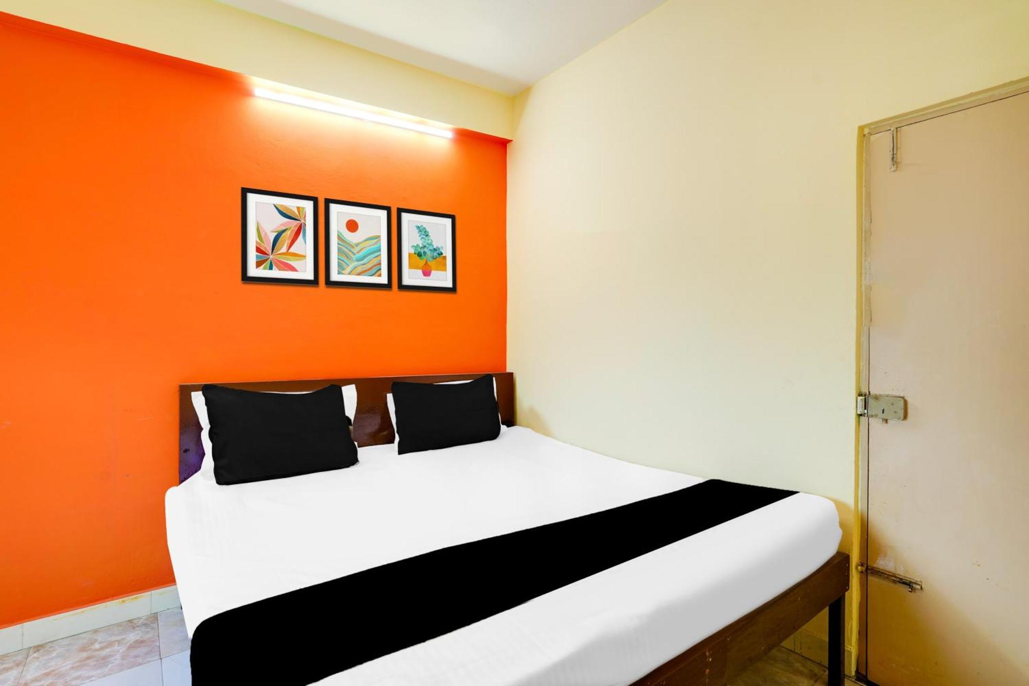 Super Townhouse Marathahalli Near Klm Fashion Mall Bangalore Buitenkant foto