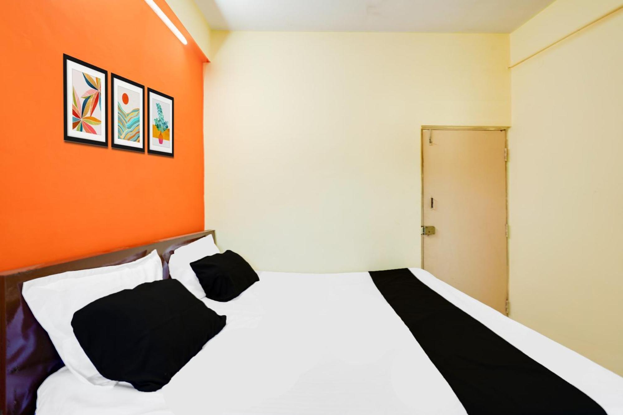 Super Townhouse Marathahalli Near Klm Fashion Mall Bangalore Buitenkant foto